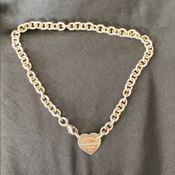 Tiffany & Co Silver Heart Tag Choker Necklace 15” - Picture 2 of 3
